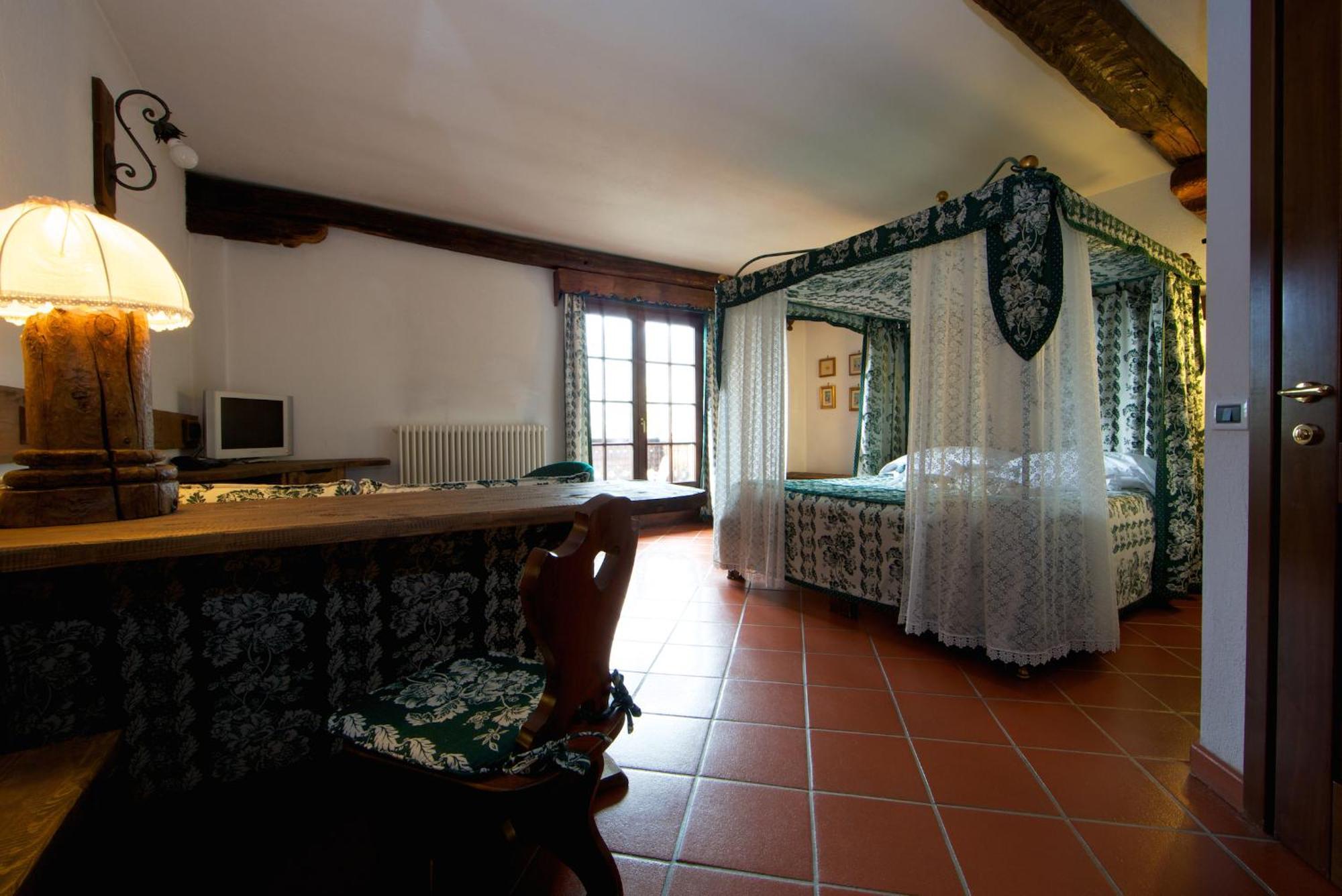 Hotel Milleluci Aosta Szoba fotó